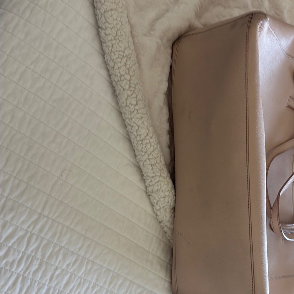 Tory Burch Beige Tote Bag - Picture 5 of 9